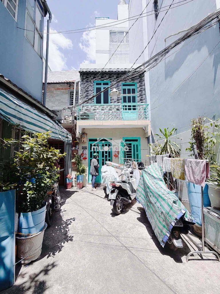 Nhà bán đoàn văn bơ q.4