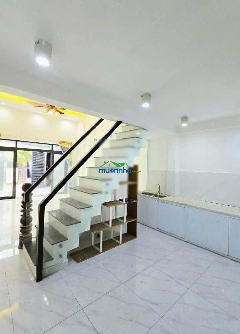 Nhà 2 tầng, 85m (4.8x14.6) mt 836, phú hữu q9 (5ty890)