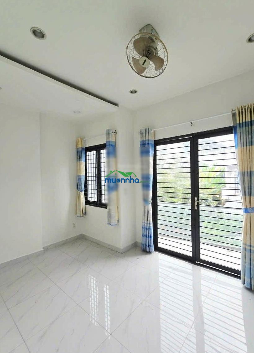 Nhà 2 tầng, 85m (4.8x14.6) mt 836, phú hữu q9 (5ty890) - 3