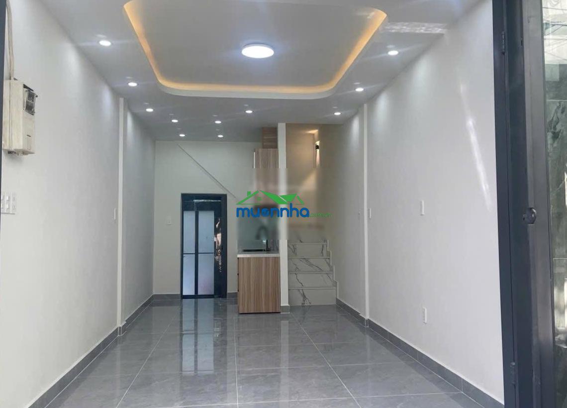Quận 4 - nhà lô khu 20 thước hoàng diệu, 21,7m2, 2 tầng - 4,2 tỷ - 4