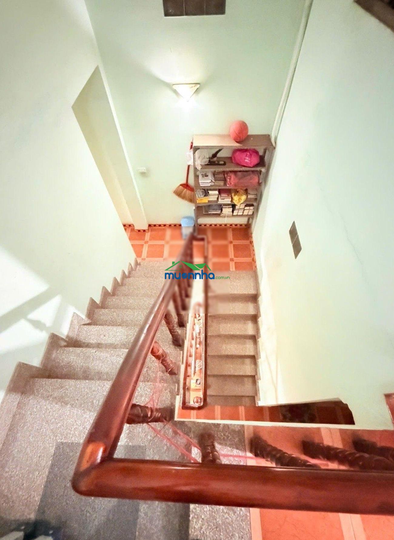 Nhà tân bình - 3 tầng btct - 72m2 (4.5x16m) - 4pn - cách 5 bước ra mặt tiền đường - chỉ nhỉnh 6 tỷ - 2