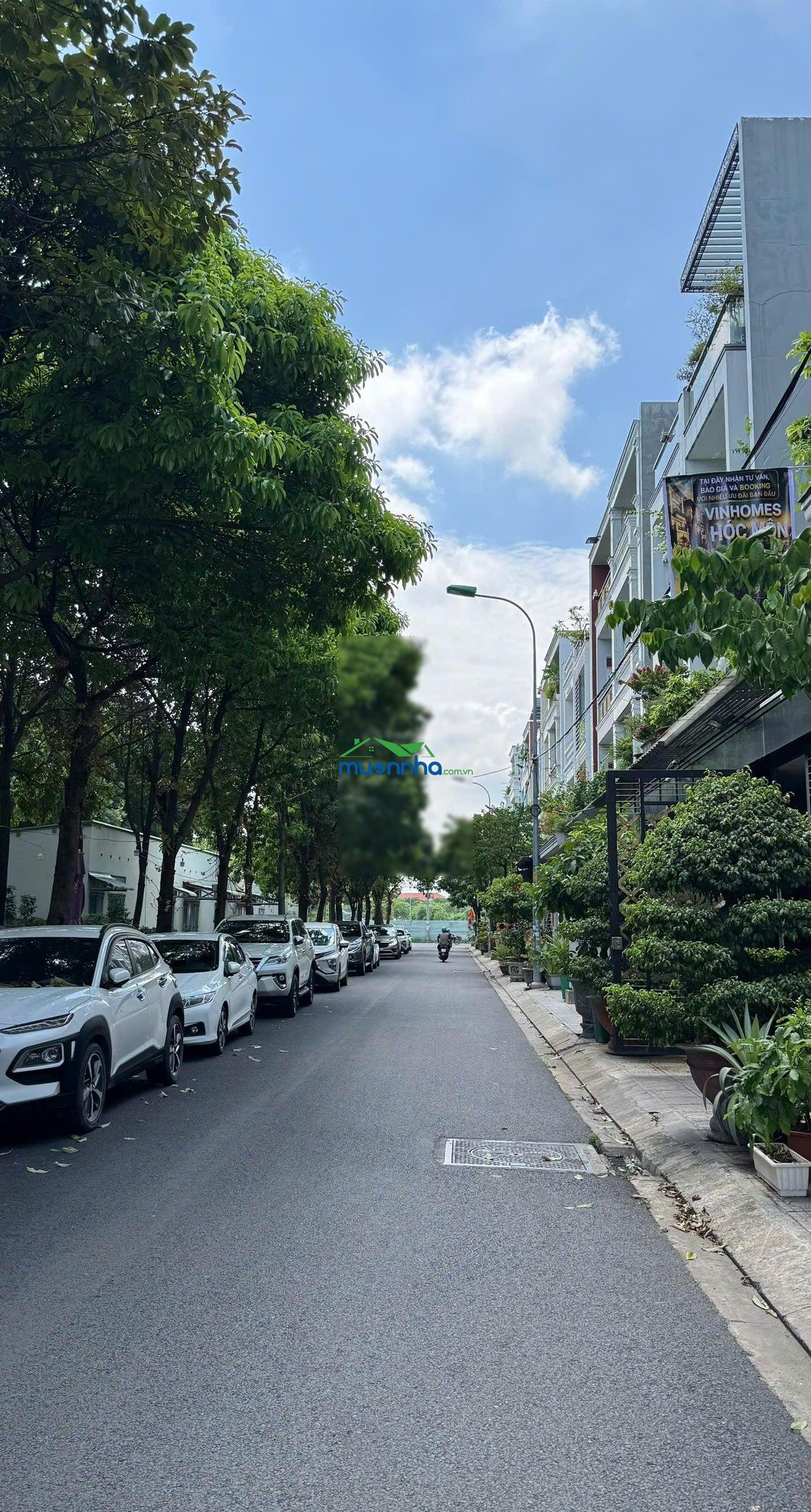 Nhà phố 3 tầng, 7m x 18m. view công viên kdc hiệp thành city