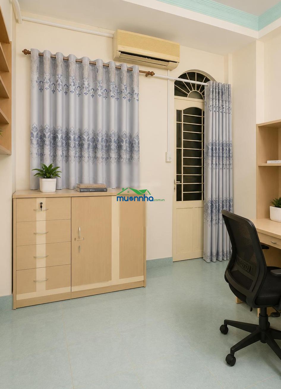 Nhà 3 tầng, 22m2, nhỉnh 3 tỷ, sh riêng