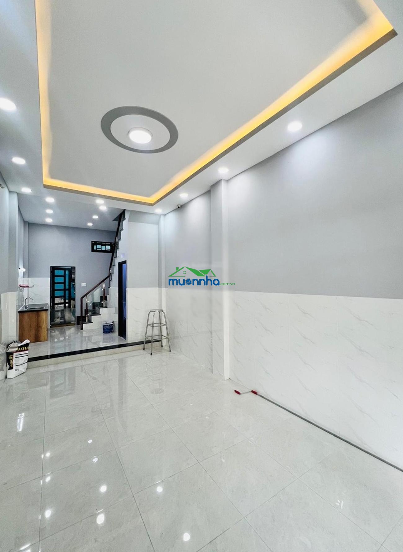 Bán nhà hẻm 8m minh phụng quận 11 ( 34m2 - 2 tầng ) 6.99 tỉ nhà 1 trệt 1 lầu .....ban công