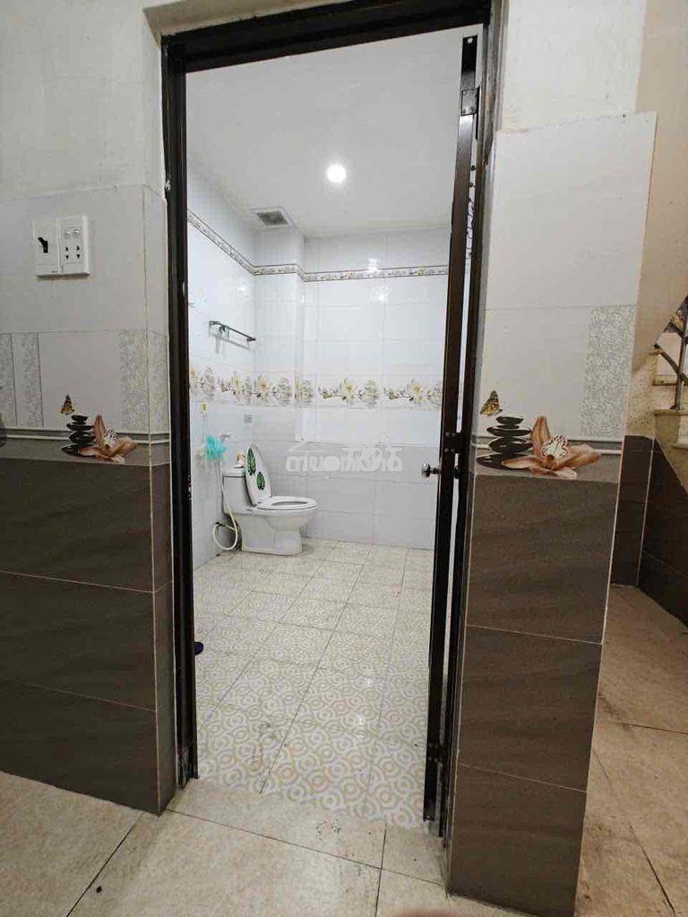 Cho thuê nhà mặt tiền đường nội bộ bùi minh trực p5 q8 - 3