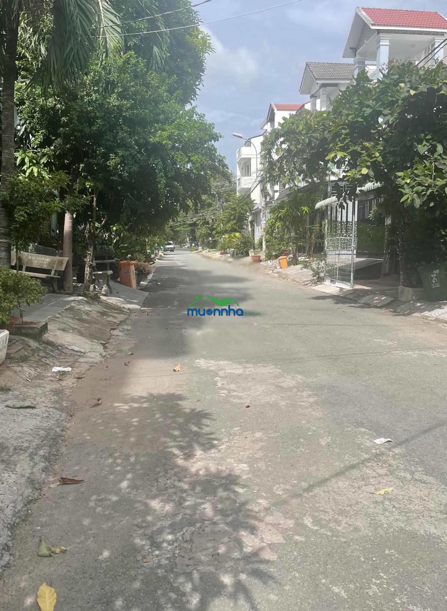 Bán nhà giá chỉ bằng tiền đất, trong khu dân cư phong phú 5. diện tích 4,5x18m, giá chỉ 7,250tỷ