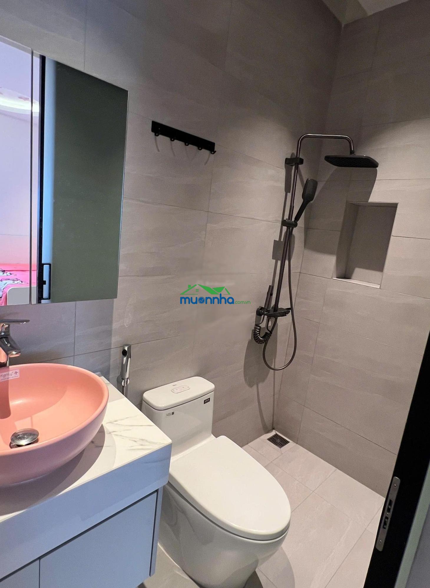 Siêu phẩm 4 tầng đẹp mê có pn master hẻm nhựa 12m khu vip ngay ngã tư ga