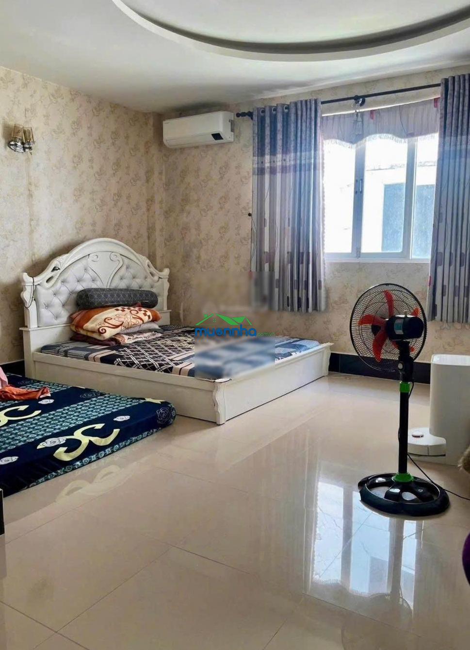 Nhà mặt tiền kinh doanh 110m2 - giá 1 tỷ 200 triệu - ngay chợ - sổ hồng riêng - có trả góp - 2