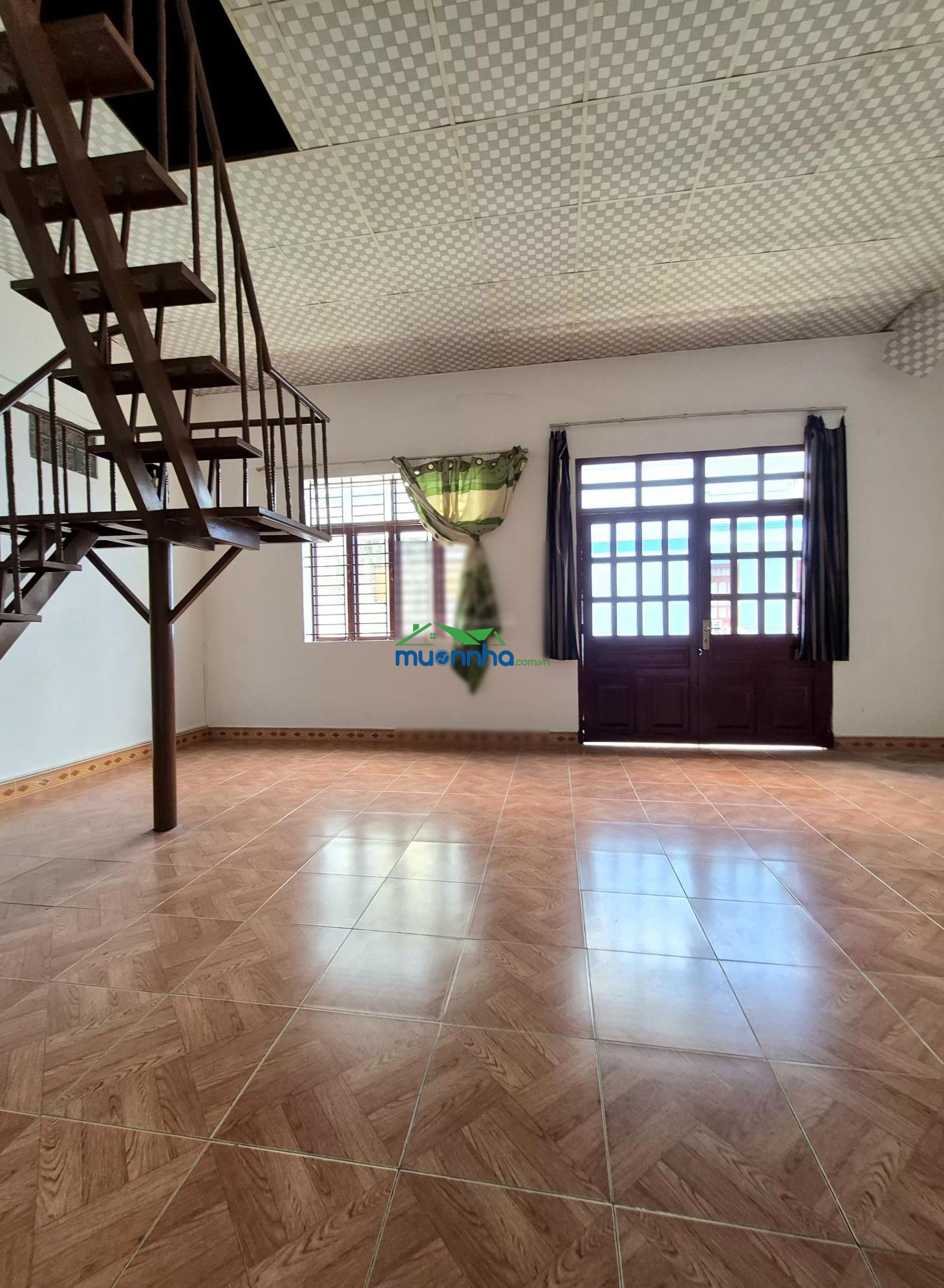 Vị trí làm vpct: hẻm 6m - 1 căn ra mt nguyễn văn lượng, 102m2, ngang 7m, 7 phòng - 4