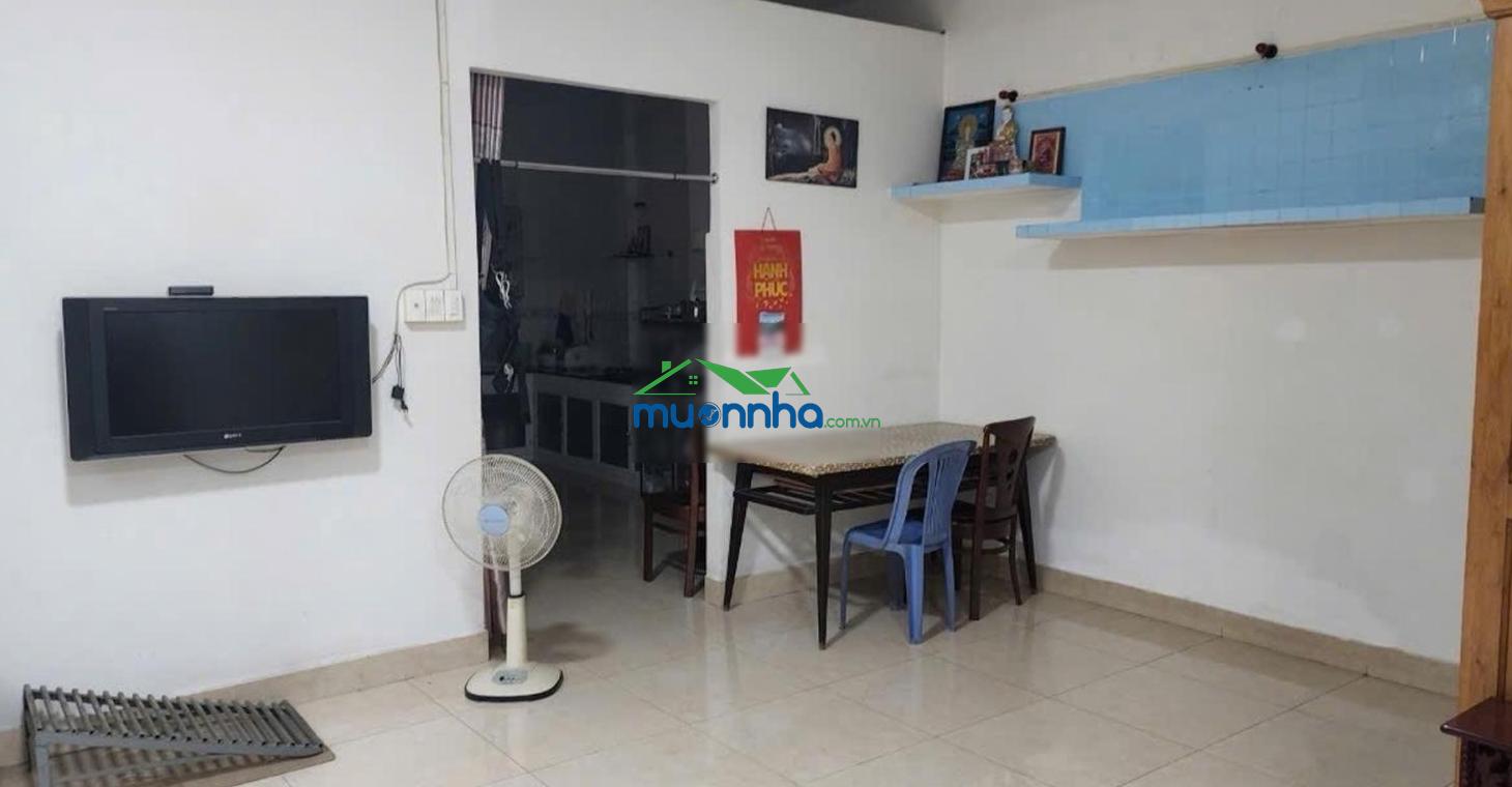 Bán nhà sát cầu chà và quận 8. dt: 67m2 - ngang 5,8m - 4 pn. nhỉnh 5 tỷ - 2