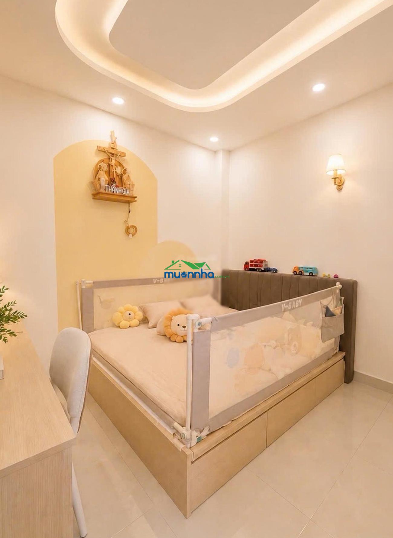 8.35 tỷ ngã 5 chuồng chó trần thị nghỉ 55 m², góc 2 mặt hẻm 5 tầng 6pn