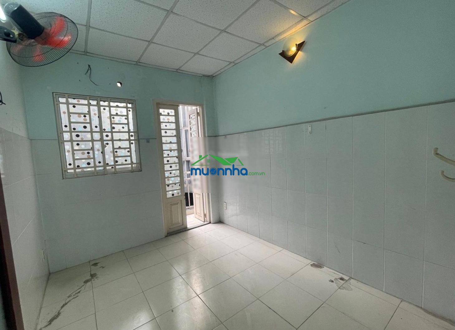 #Quận1, chỉ 4 tỷ 850tr - 3 tầng btct( 4pn, 3wc) nhà củ tiện sửa chữa - dt 5m3 x 5m2 nở hậu 5m8 - 3