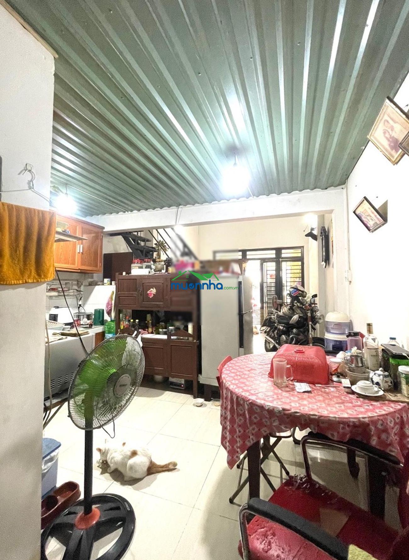 Mt lâm thị hố đối diện kdc hiệp thành city. 4*20 c4 gác lửng 79m2. 6,55 tỷ - 3