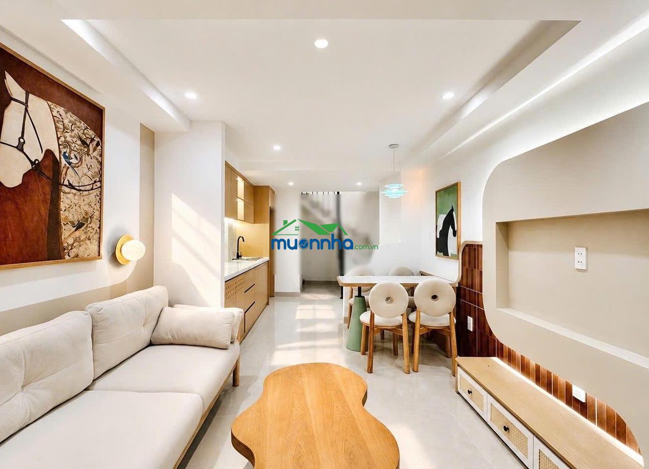 Nhà đẹp gần khu phan xích long 3 tầng đúc tặng full nội thất 30m2 - 3pn - 3wc - 2