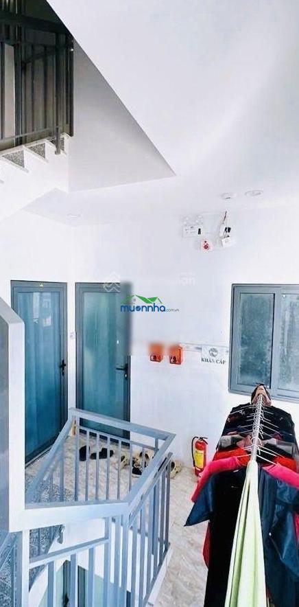 Bán chdv 7.2*13m, đoàn văn bơ, quận 4, chỉ hơn 8 tỷ, dòng tiền 40tr/ tháng