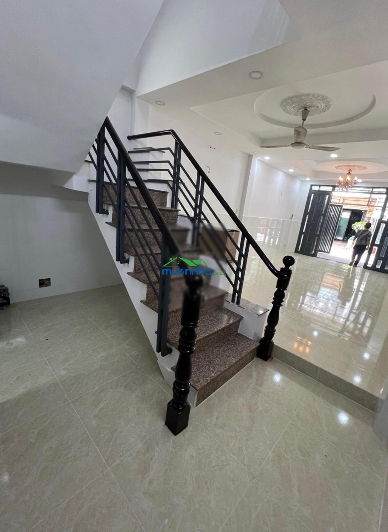 Chỉ hơn 6 tỷ có mặt tiền kinh doanh lê văn lương, 52m2, ngang 4m, 3 pn, xe hơi, p tân kiểng quận 7 - 2