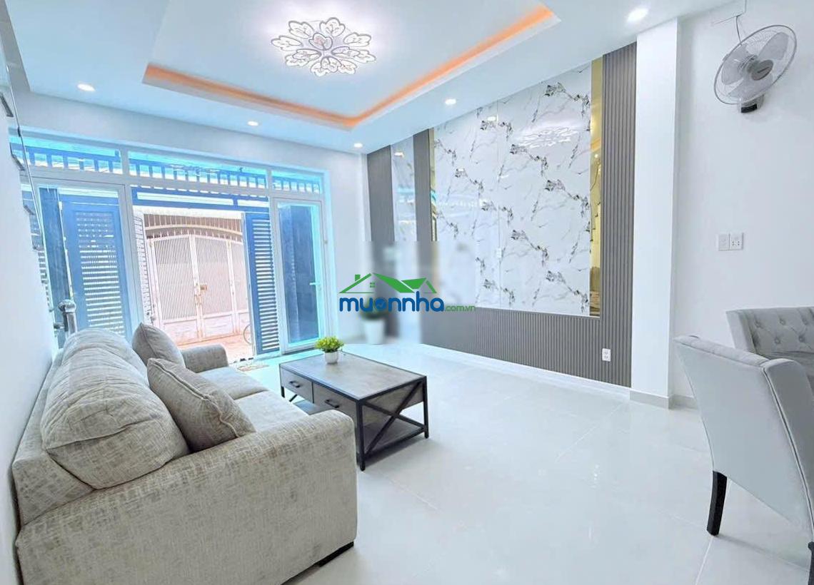 Ngay trường chinh, gần t3, ngang hiếm 5m, 3 tầng, chỉ hơn 4 - 2
