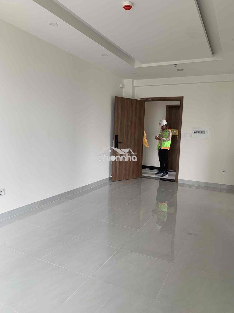 Chính chủ cần bán gấp căn góc 2 view thoáng, dt 78m2 tầng trung - 2
