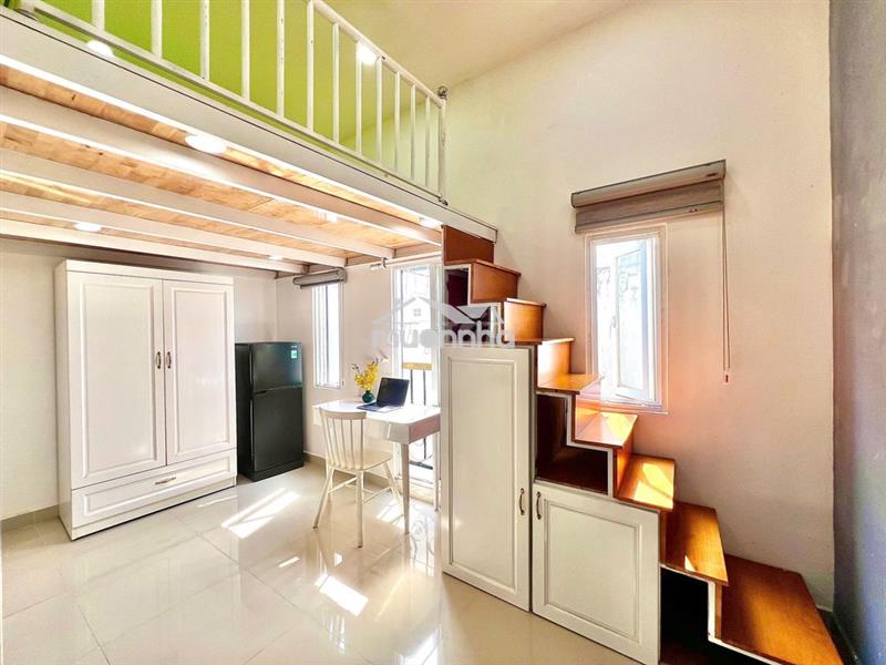 Gác lửng cửa sổ đón nắng -  bình thới 5 phút tới sân vận động phú thọ