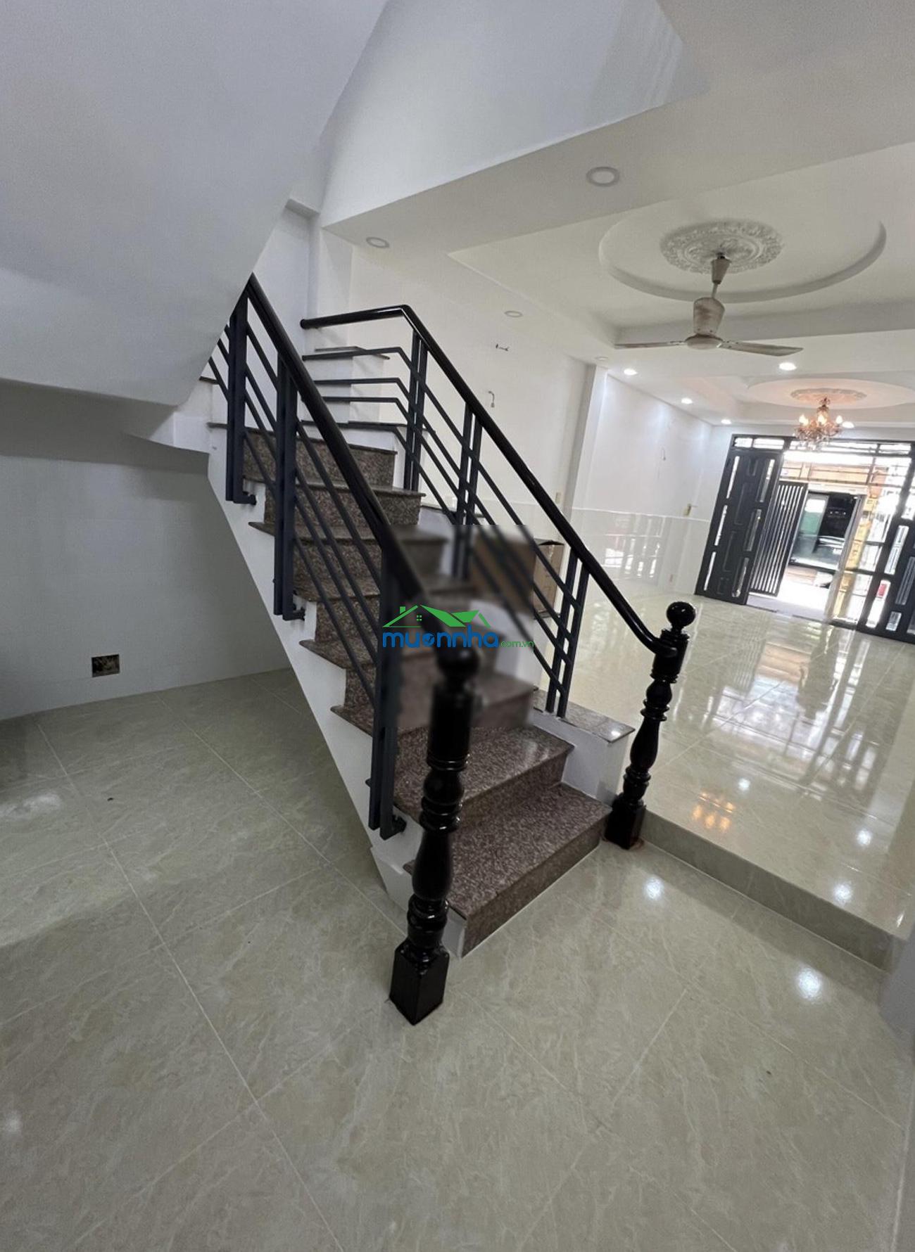 Hẻm nhựa xe tải 6m ngay trung tâm q7 (tân hưng); ngang 4 vuông vức; tiện kinh doanh buôn bán - 3