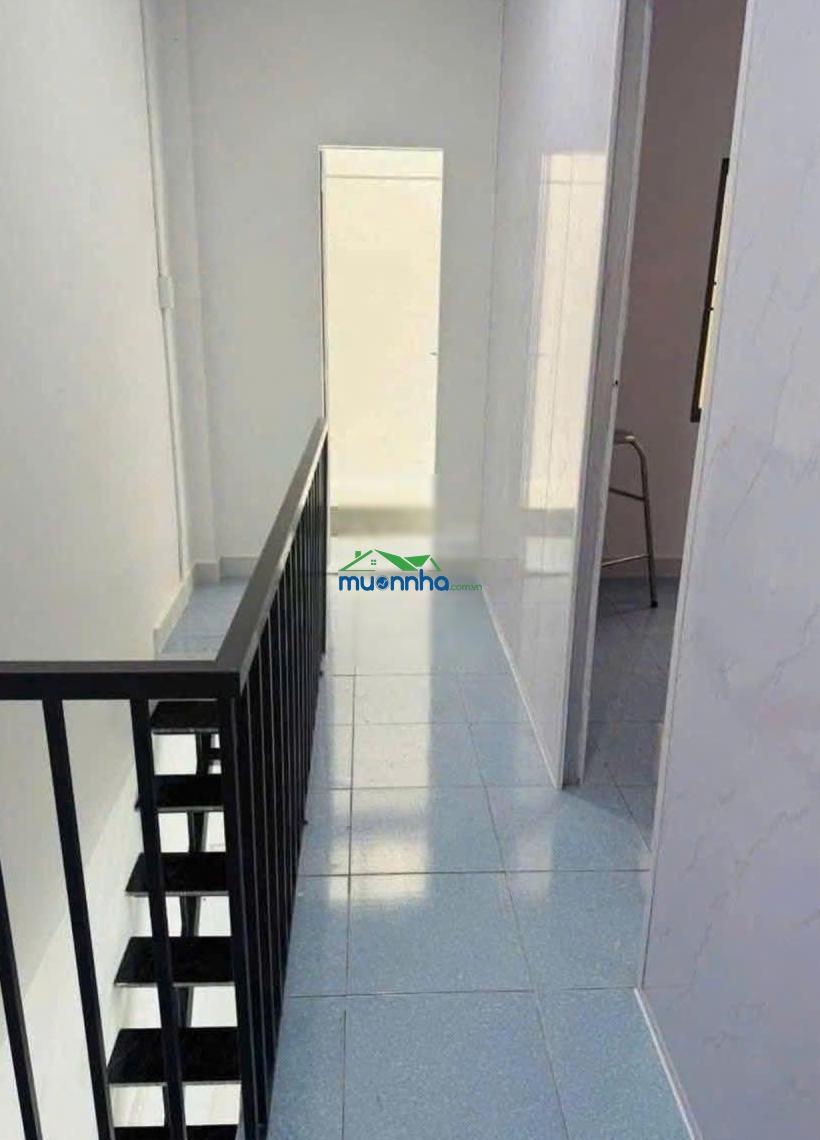 Nhà 1 trệt 1 lầu, mặt tiền hẻm đường số 5 - 3