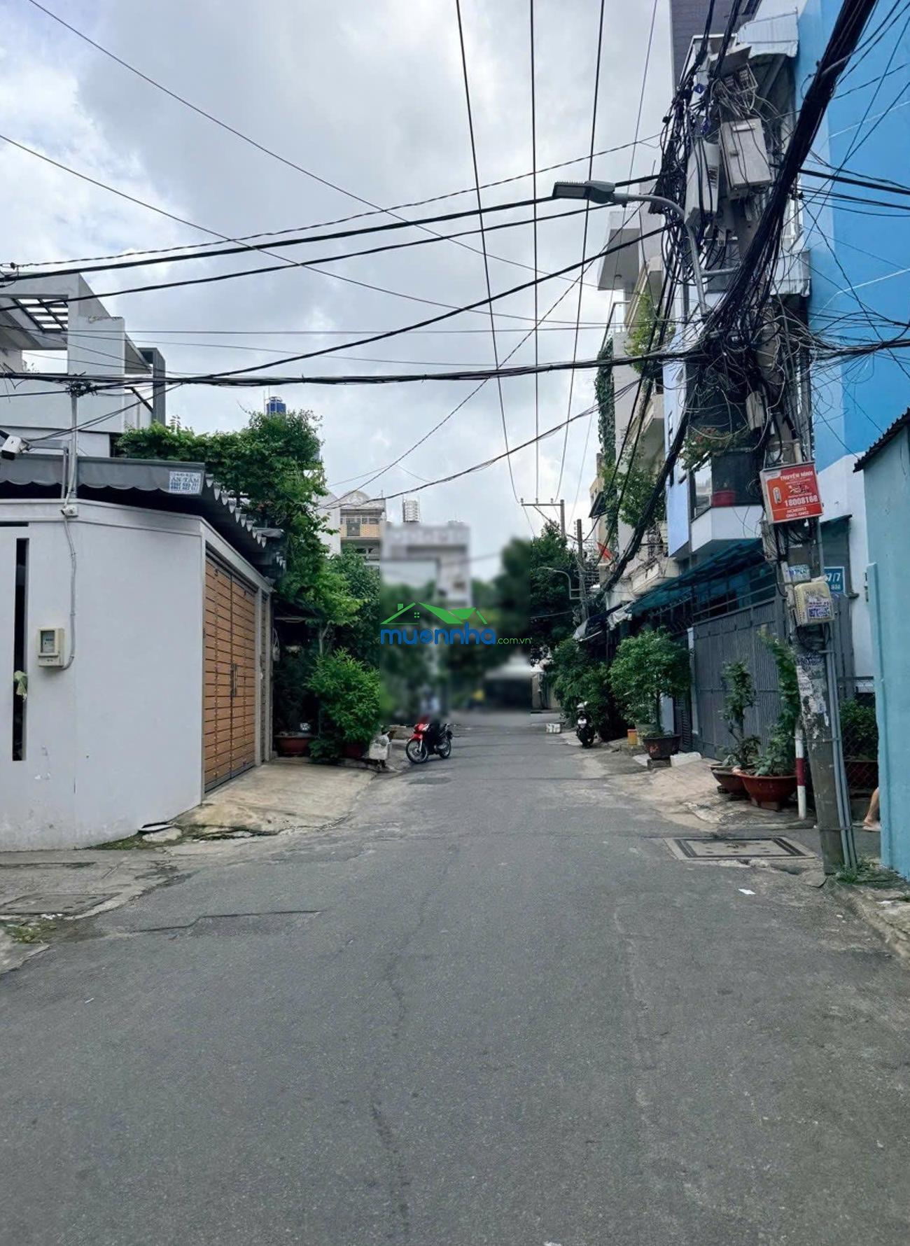 Cách 1 căn là ra mặt tiền thạch lam, 67m2 vuông vức, dòng tiền 240tr/tháng, nhỉnh 6 tỷ xíu - 3