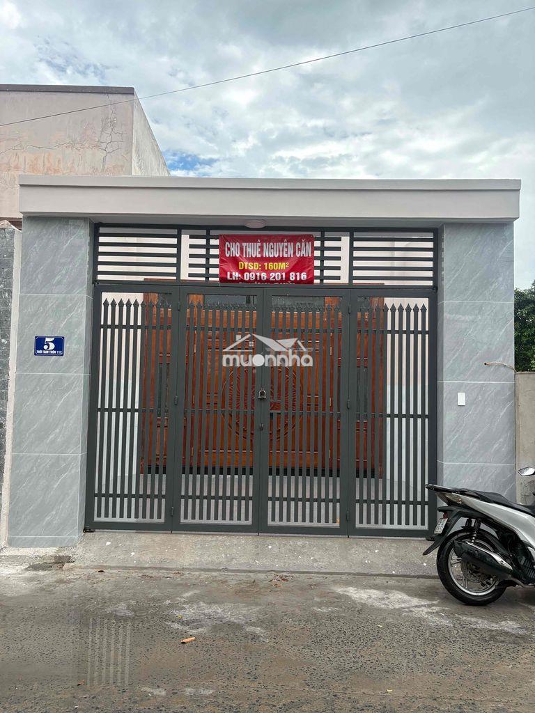 Cho thuê nhà mặt đường thới tam thôn 11c