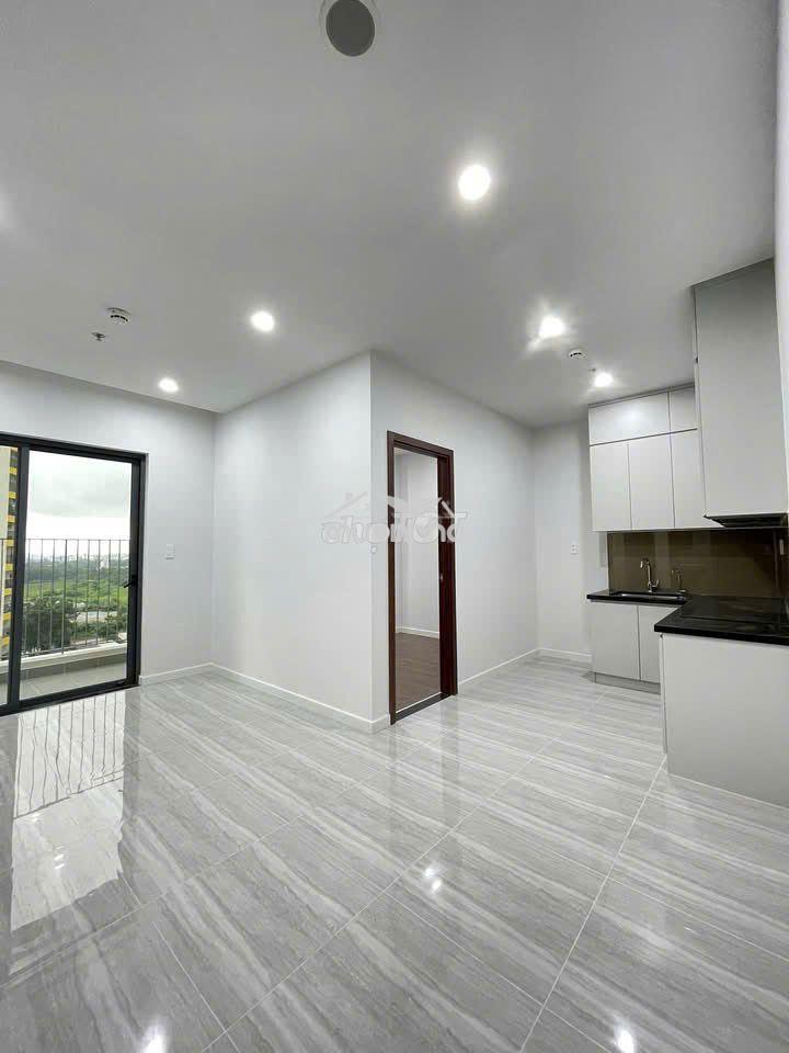 Cú sốc giảm giá thuê trực tiếp 800k/tháng 2pn bcons city làng đại học - 4