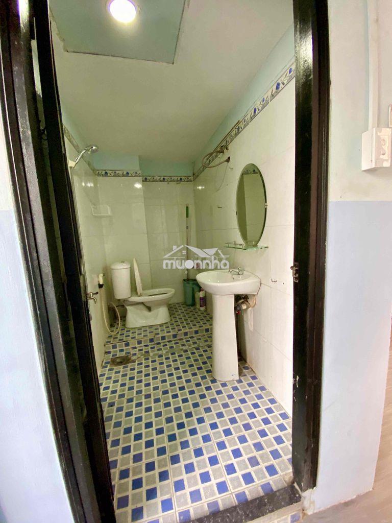 Chính chủ cho thuê phòng mặt tiền trần hưng đạo - chợ lớn q5 - 3