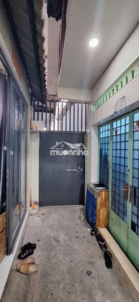Bán nhà cũ hẻm nhỏ quận 1 có dòng tiền ổn định đường trần đình xu 