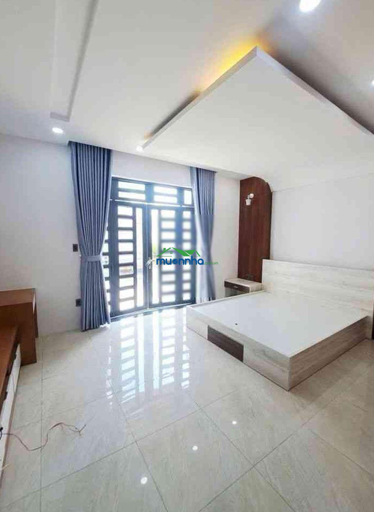 Bán nhà đường tỉnh lộ 10, sát chợ phú lâm, gần aeon mall (4.5 x 9 m x 2 tầng) giá: nhỉnh 2 tỉ tl