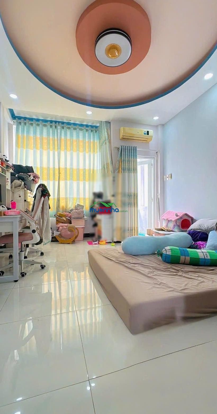 Nhà hẻm 4,5m đường bông sao, p5q8, dt 4mx7m, đúc 3 lầu, 3 pn, 4 wc - 4