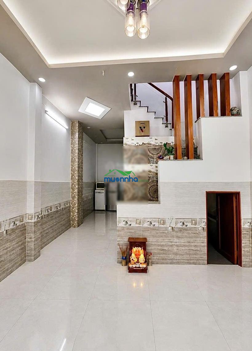 Gần ngã 5 gò vấp, hẻm xe hơi sát mặt tiền, ngang 4.5m, 2 tầng, chỉ 6 tỷ hơn