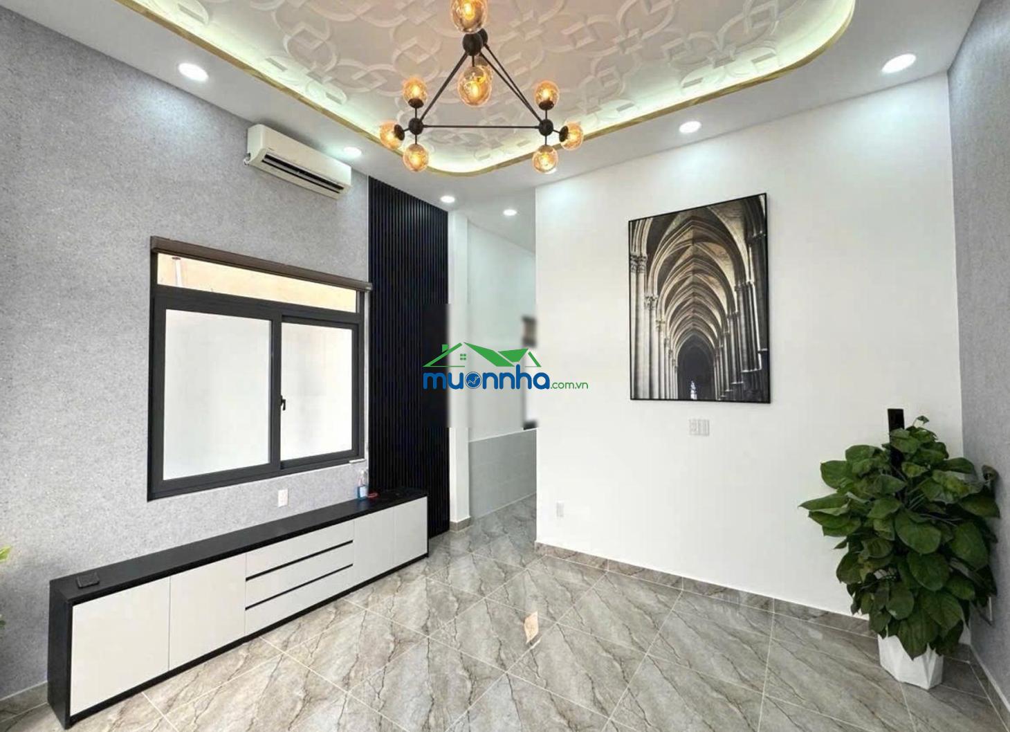 Nhà đẹp 96m2 gần trường đh chỉ nhỉnh 6 tỷ tl