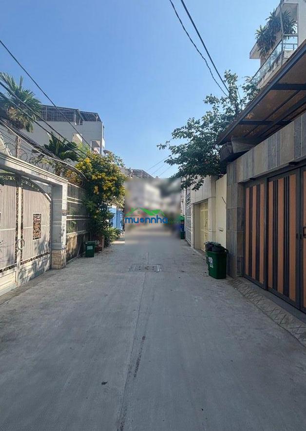Bán nhà hxh hoàng trọng mậu, ngay cầu vượt nguyễn khoái, 4 tầng, ngang 4m, hơn 9 tỷ
