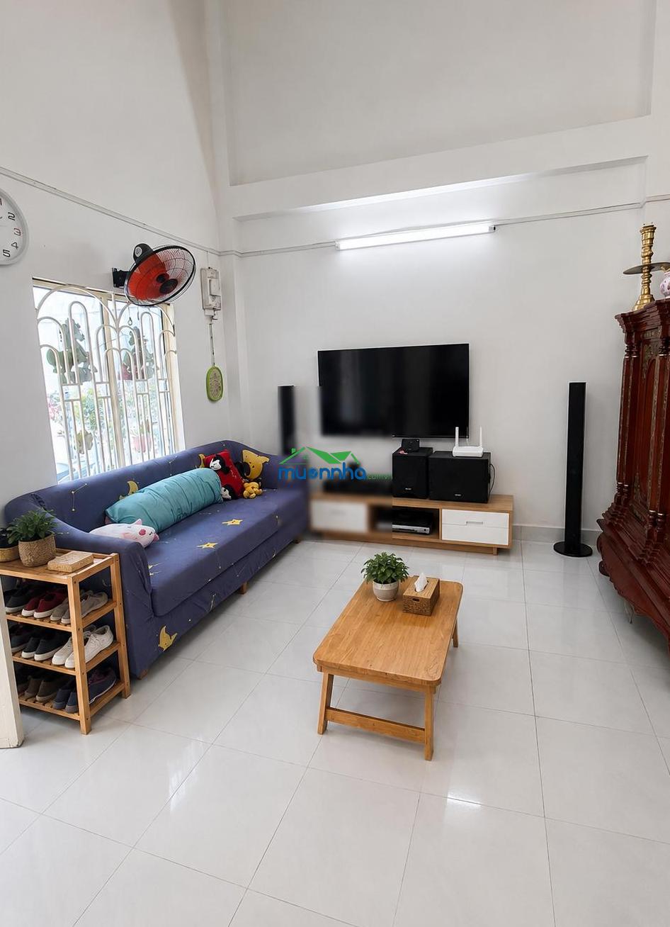 Chủ giảm mạnh 400tr, bán nhà 66m2 ngang khủng 8m shr không qh - 3