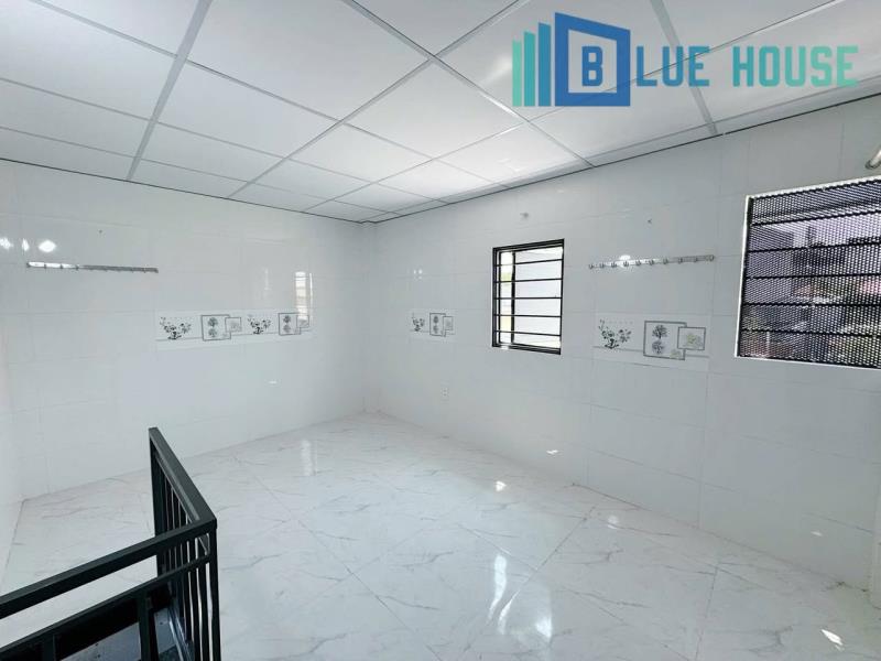 Phòng trọ gác cao 2m gần đầm sơn và cao đẳng và bùng binh phú luân - 2