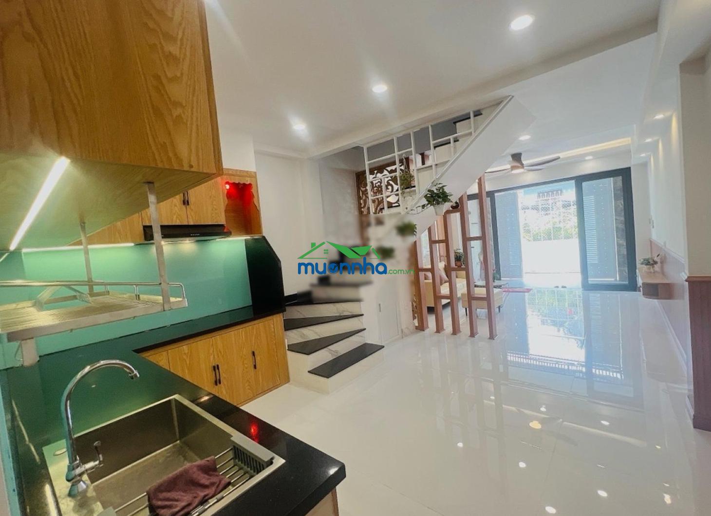 Nhà mới đẹp giá chỉ nhỉnh 6 tỷ đối diện giga mall, sát phạm văn đồng. - 4