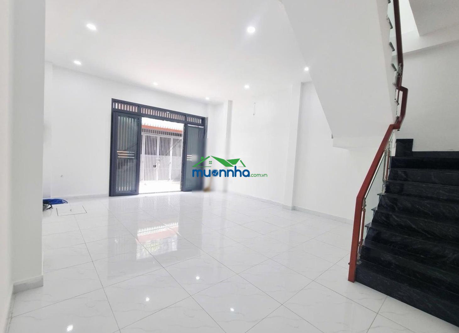 Ngay huỳnh thị hai, ngang hơn 5m, 3pn, hxh giá 3 tỷ 7. nhà mới, vào ở ngay. shr. - 2