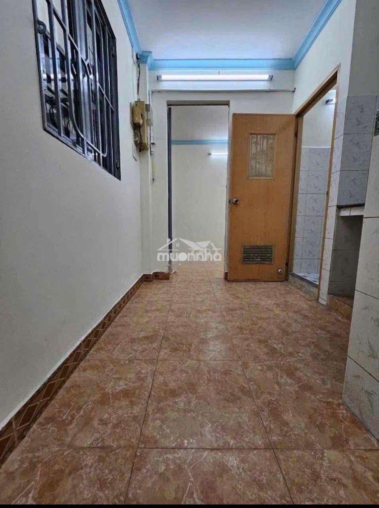 Cho thuê nhà trệt 1 lửng 1 lầu - điện biên phủ q3 - 4