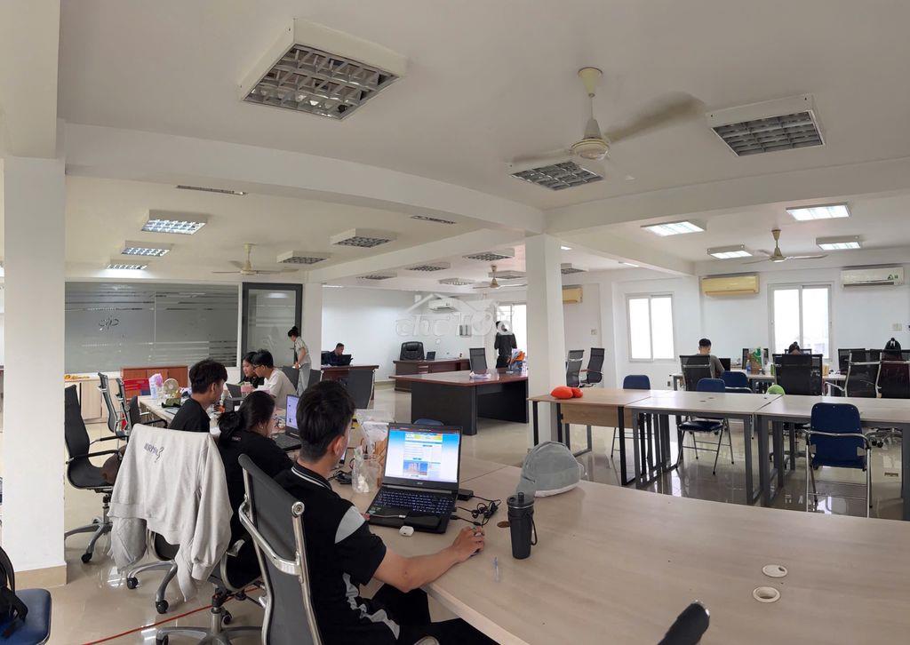 Cho thuê văn phòng mặt tiền trường sơn 11x16 sát sân bay tân sơn nhất - 4
