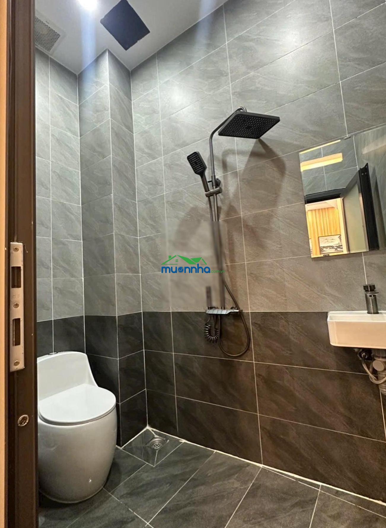 Nhà đẹp 3 tầng nở hậu bà hom - 31 m2 full nội thất - chỉ nhỉnh nhẹ 5 tỷ