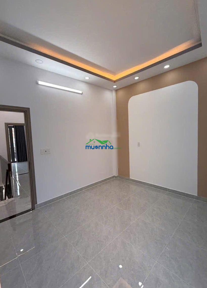 Công chứng nhanh nhà cho thuê tháng 11 triệu gần công ty bonchen giá 1 tỷ 700, nhà sổ hồng riêng