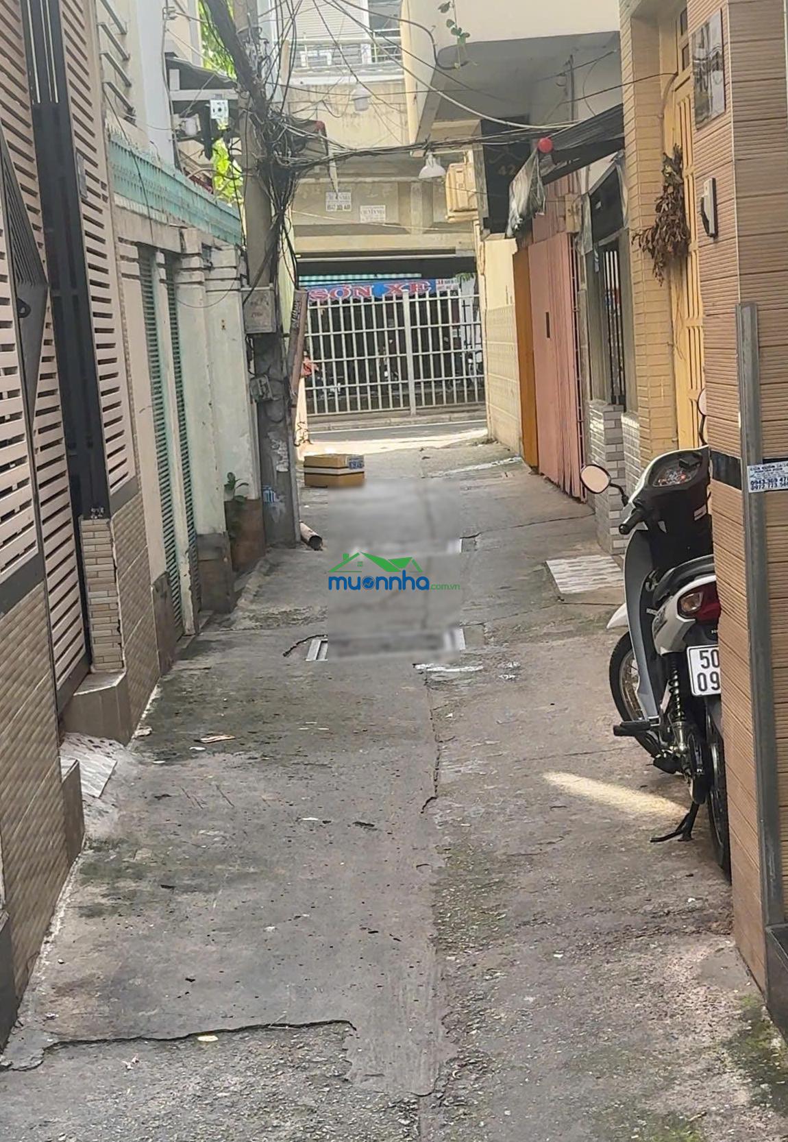 Giá 4,7 tỷ, khánh hội, quận 4, 2 tầng, 45m (3.3 x 13m nở hậu 4.2m), hẻm rộng cách mặt tiền 10m - 2