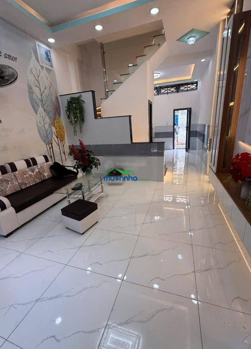 Bán nhà bùi minh trực 34m², giá 4 tỷ 8, nhà 2 mặt tiền xe hơi đổ cửa