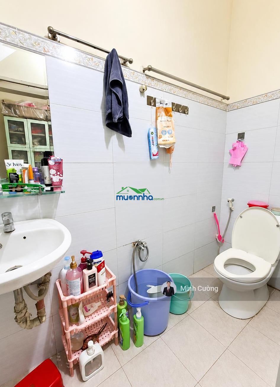 Bán nhà lê quang định, 4x10m vuông vức, hxh 7 chỗ thông sát mt, 2 tầng btct, cho thuê 9 triệu/tháng - 2