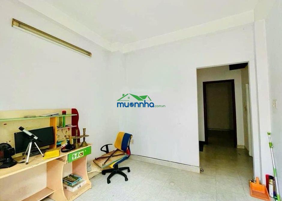 Bán nhà hẻm nhựa xh, nguyễn công hoan, pn-dt 3,5/6*12(cn 60m2) 3t btct, nhà còn mới, chỉ 10t tlcc.