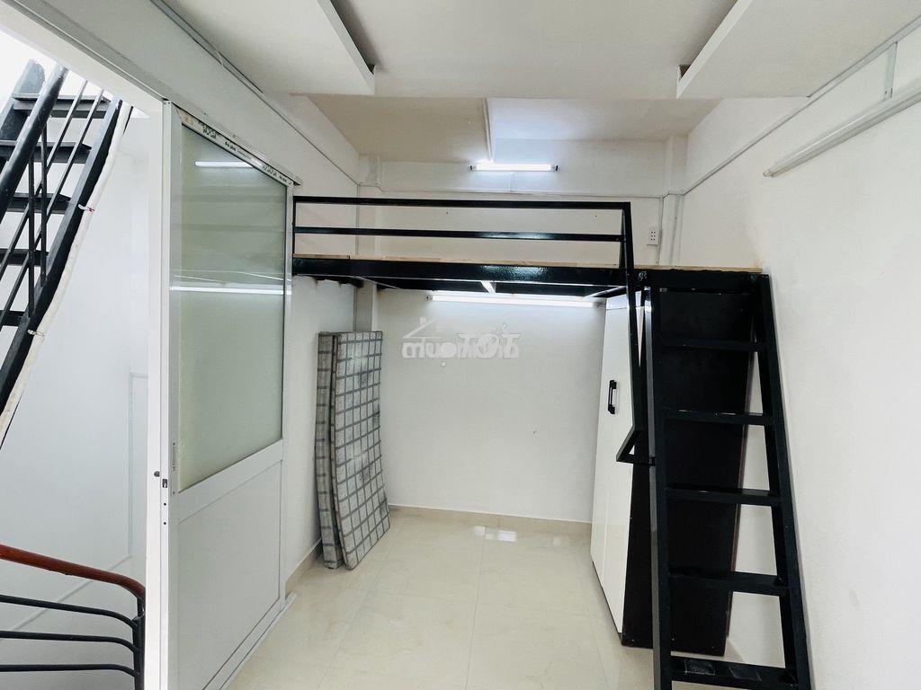 Chdv 15m2 phùng văn cung, phú nhuận + gác, cửa sổ, nội thất - 3