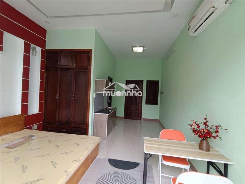 Căn hộ ban công khủng, gần vincom- đối diện công viên