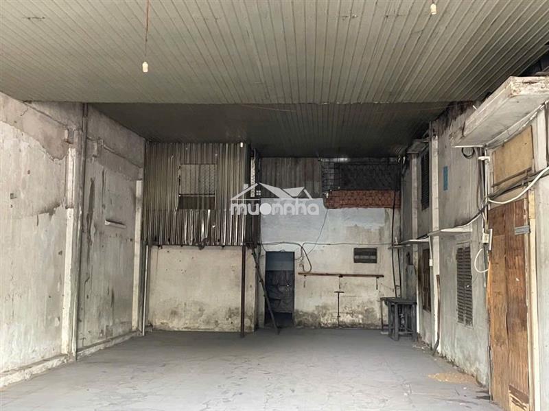 Cho thuê mb kd 6 x 25m, giá 8tr/ tháng, làm xưởng